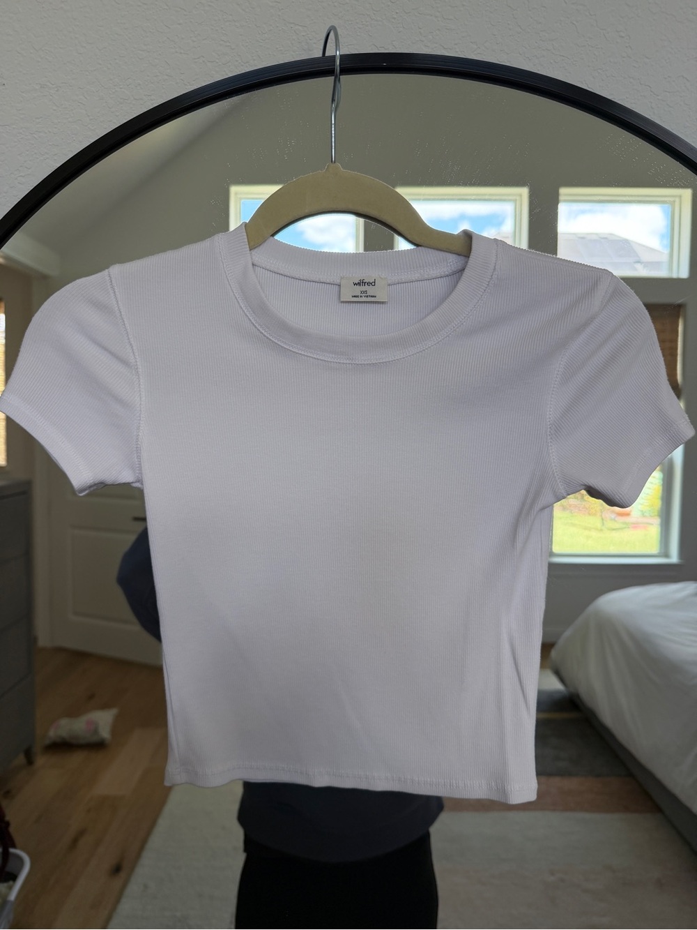 Wilfred Lavender Ribbed Crewneck Crop Tee
